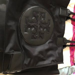 Used condition Tory Burch Ella bag!